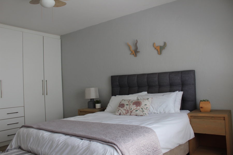 5 Bedroom Property for Sale in Canals Eastern Cape